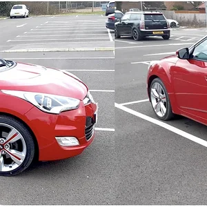 Two sides Veloster.webp